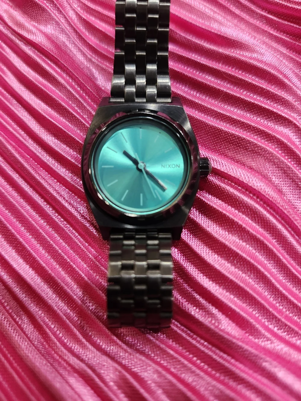 Nixon modern wristwatch